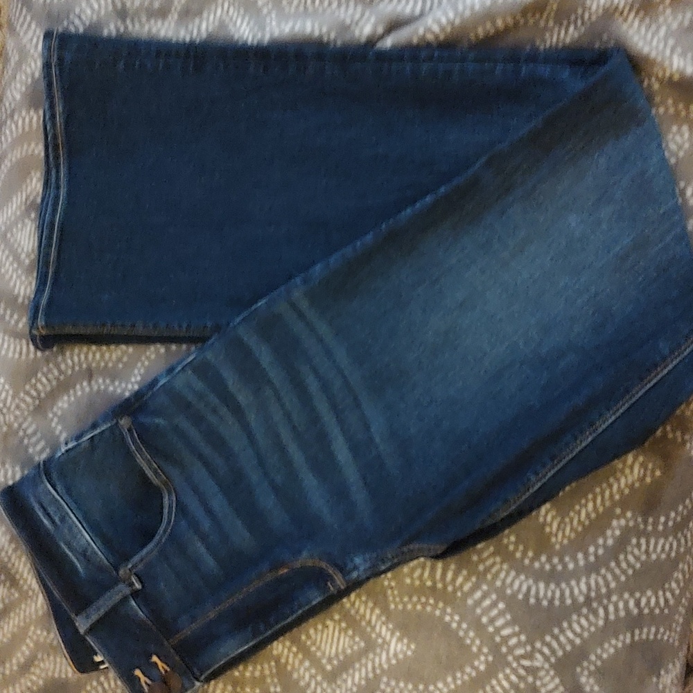NWOT-Women's American Eagle Flare Jeans